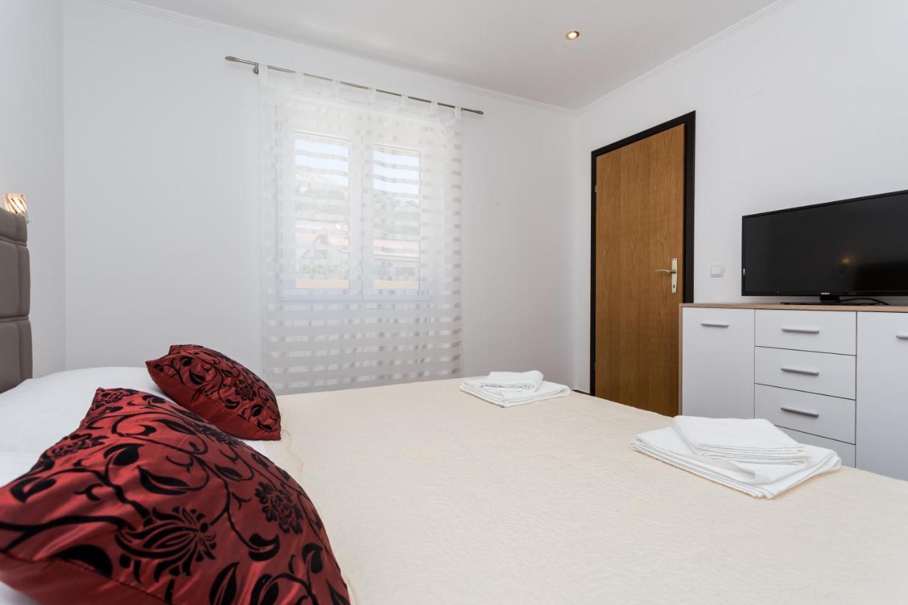 Apartments Anna I Baska  Exterior photo